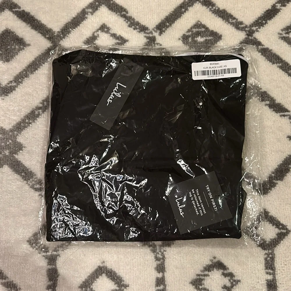 NWT Lulus Little Black Dress Sz XS - Picture 5 of 5